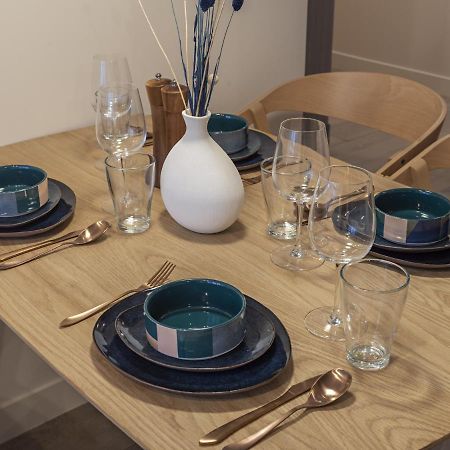 The Blue Suite On Champs Elysees Avenue Παρίσι Εξωτερικό φωτογραφία
