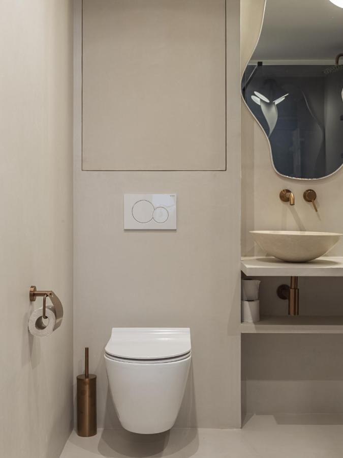 The Blue Suite On Champs Elysees Avenue Παρίσι Εξωτερικό φωτογραφία