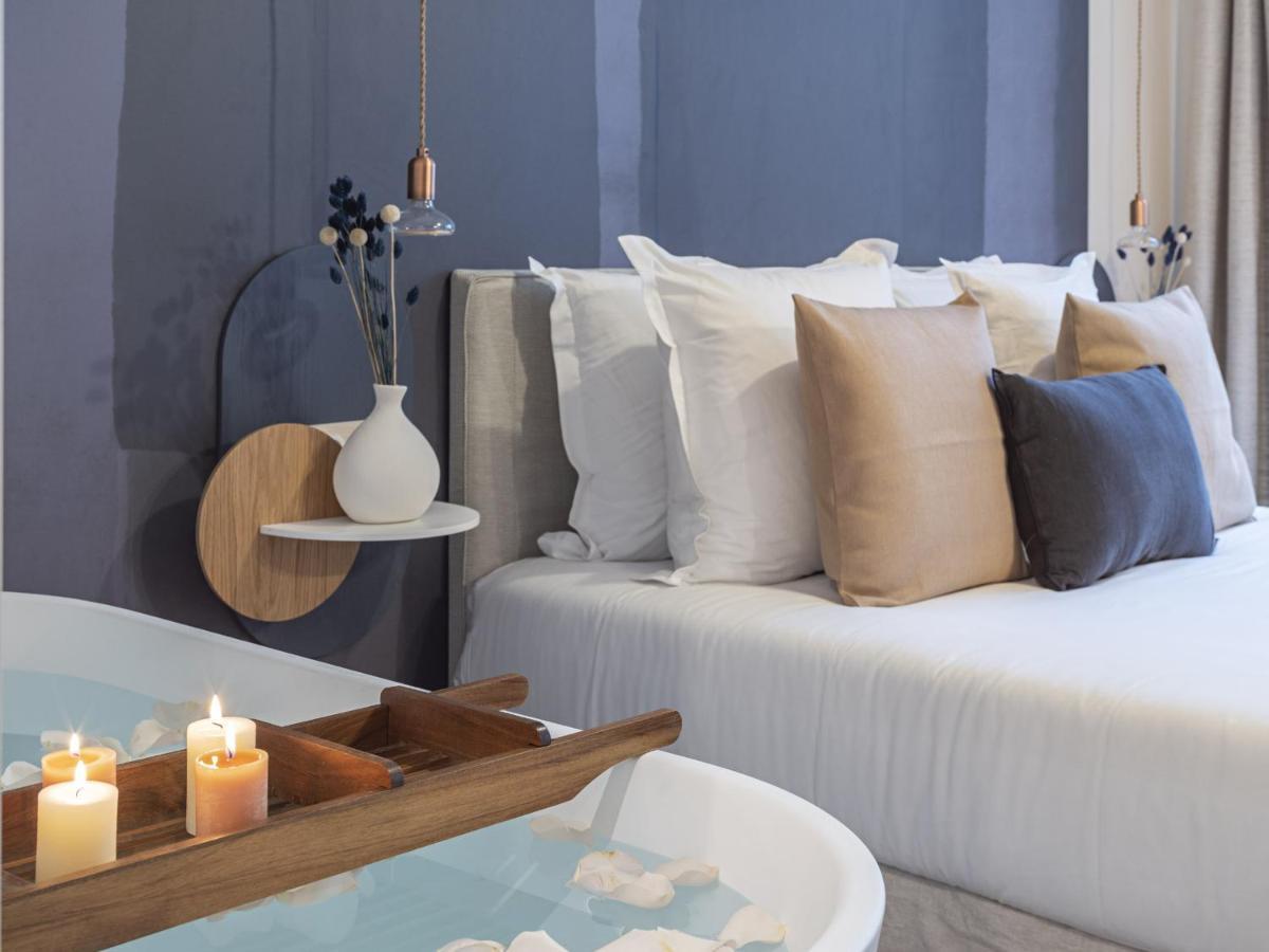 The Blue Suite On Champs Elysees Avenue Παρίσι Εξωτερικό φωτογραφία