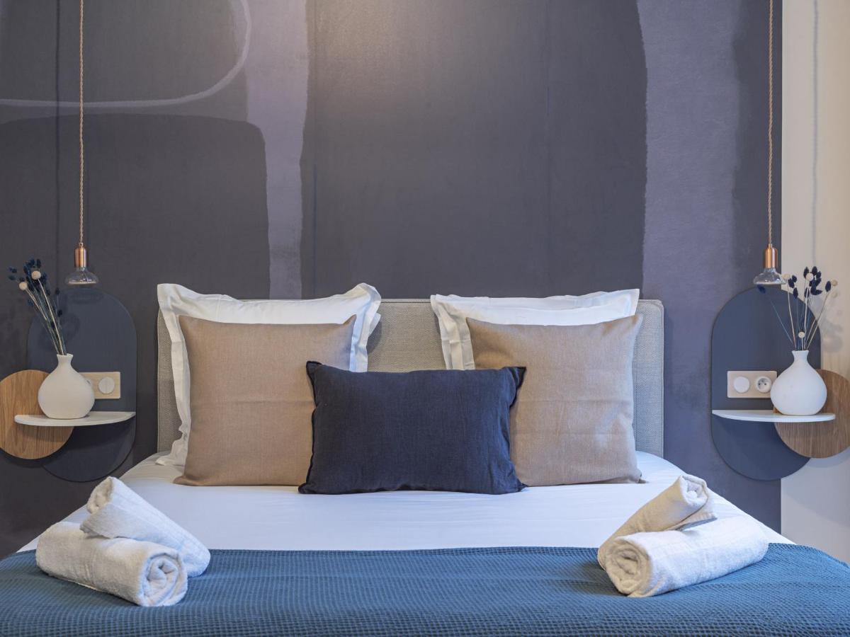 The Blue Suite On Champs Elysees Avenue Παρίσι Εξωτερικό φωτογραφία
