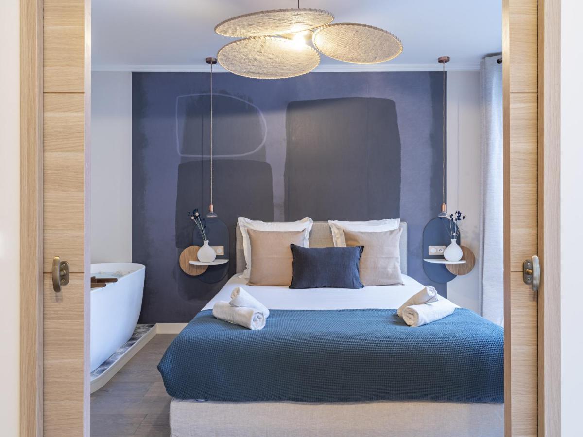 The Blue Suite On Champs Elysees Avenue Παρίσι Εξωτερικό φωτογραφία