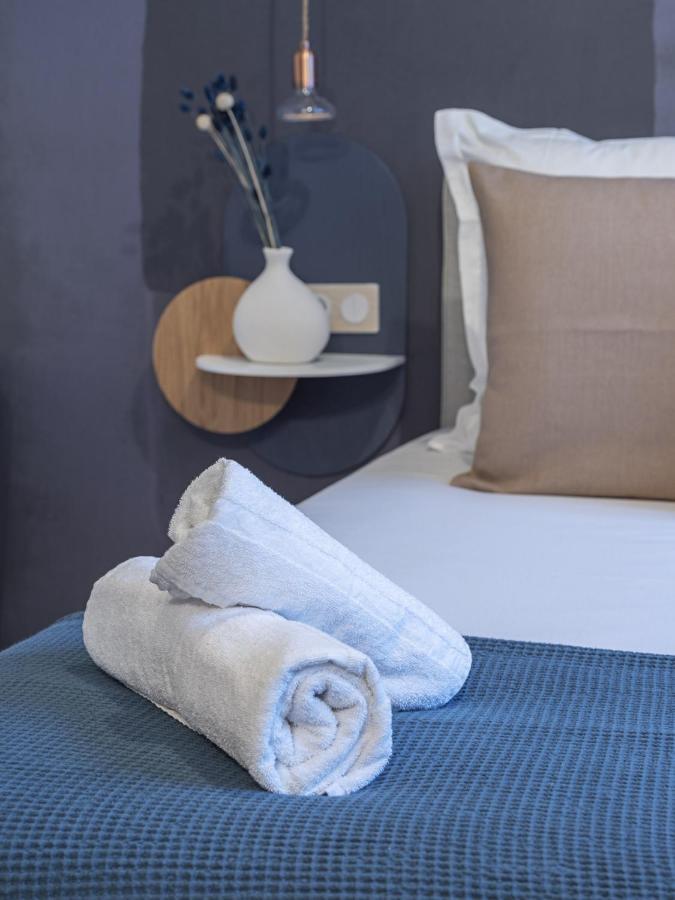 The Blue Suite On Champs Elysees Avenue Παρίσι Εξωτερικό φωτογραφία