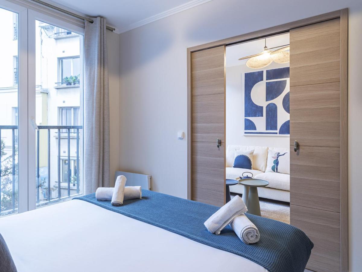 The Blue Suite On Champs Elysees Avenue Παρίσι Εξωτερικό φωτογραφία